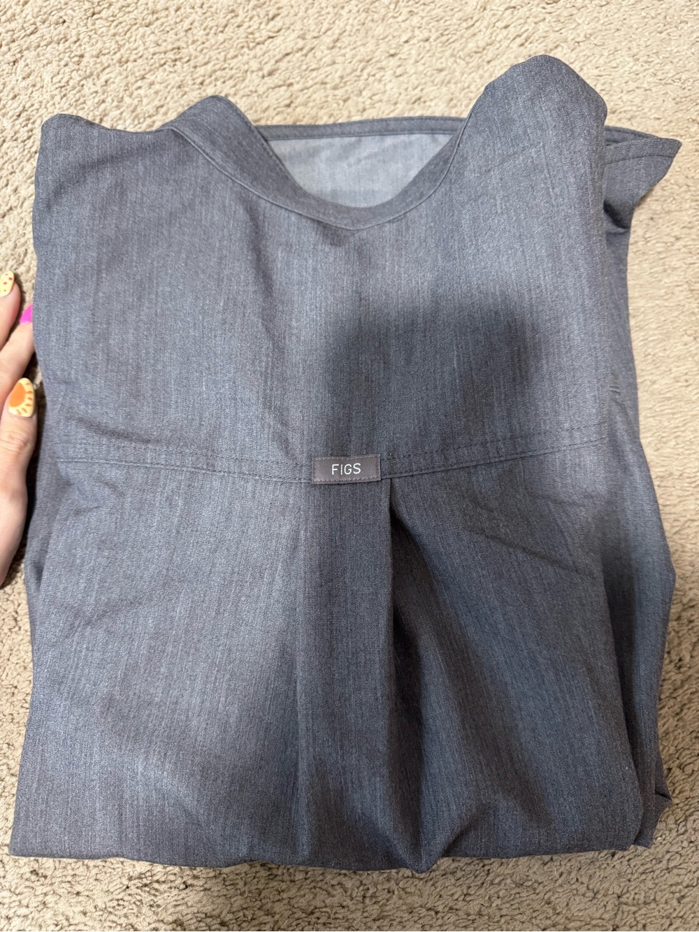 Figs Rafaela Oversized Scrub Top- graphite - Picture 5 of 5